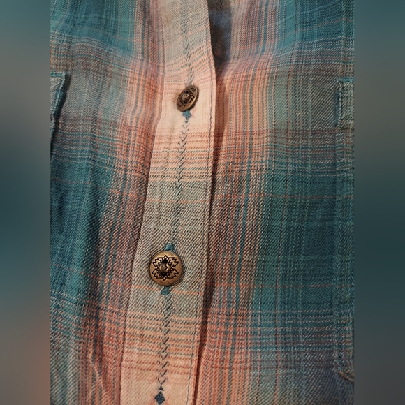 Ariat Women's Real Billie Jean Teal and Pink Plaid Button Down Shirt - Picture 8 of 8